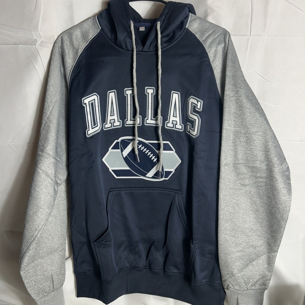 Dallas Football Hoodie Size Medium